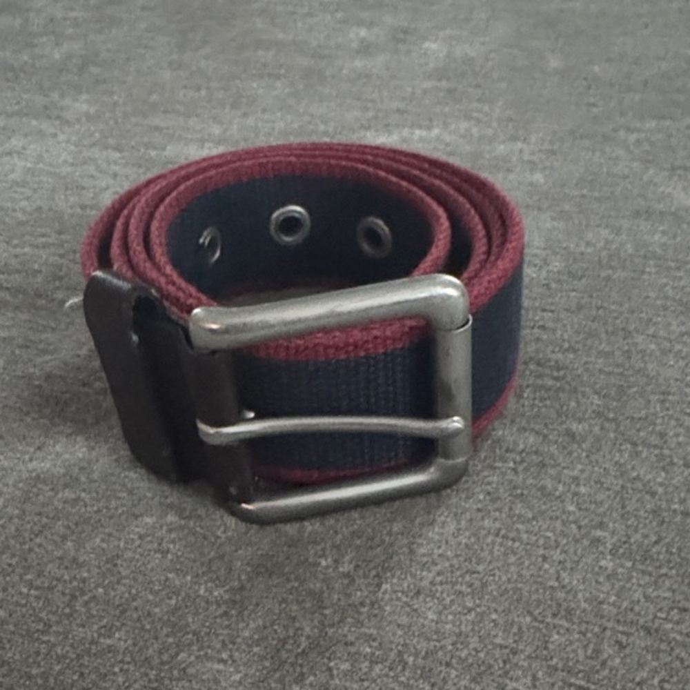 Banana Republic Stylish Men's Belt in Blue and Burgundy size 34